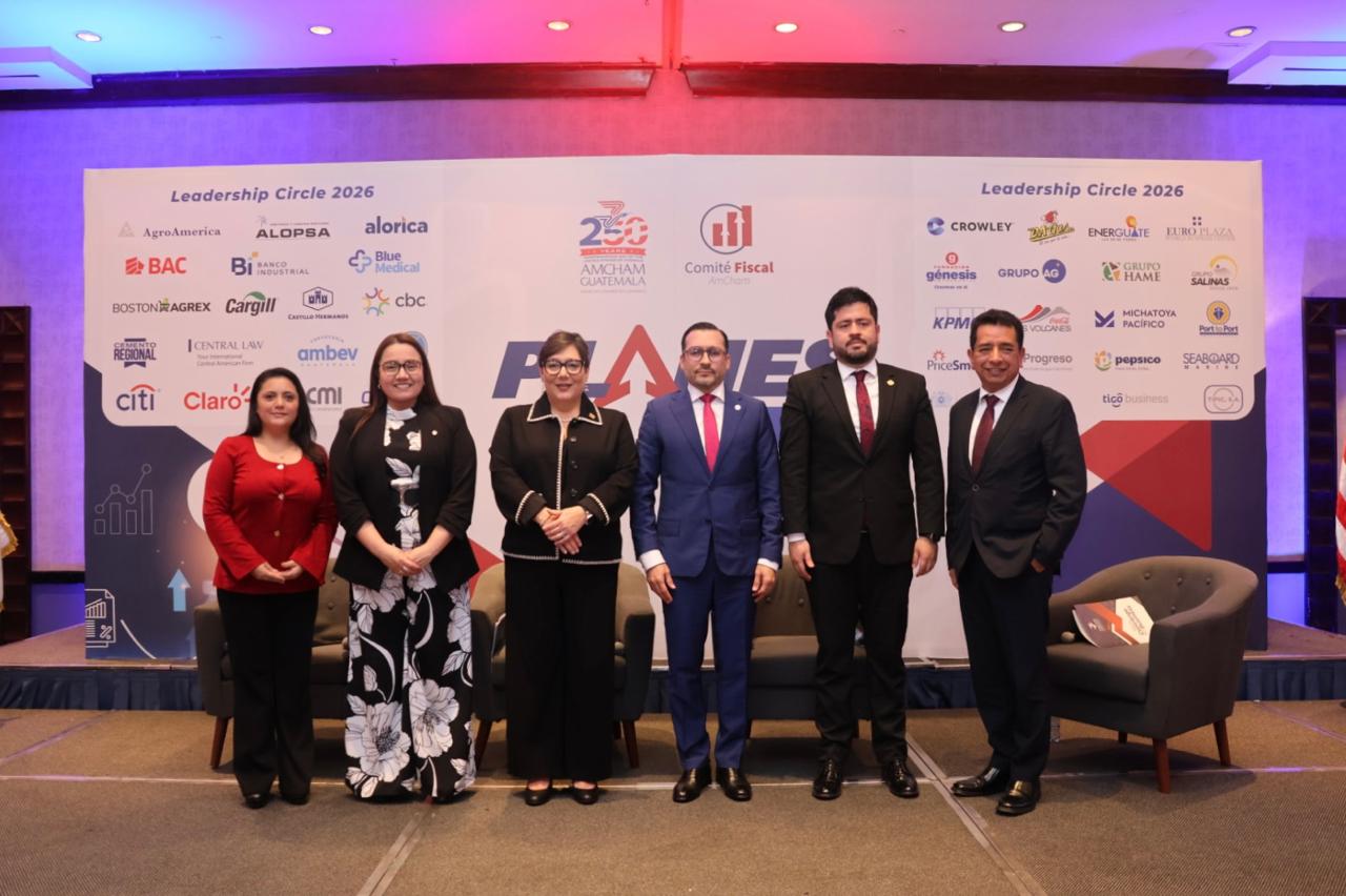 AMCHAM IMPULSA DIÁLOGO SOBRE PLANES DE LA SAT EN EL 2026